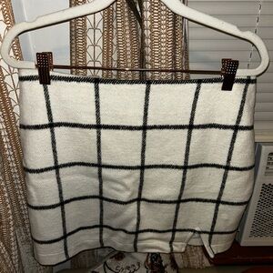 Altar's State White and Black Plaid Skirt